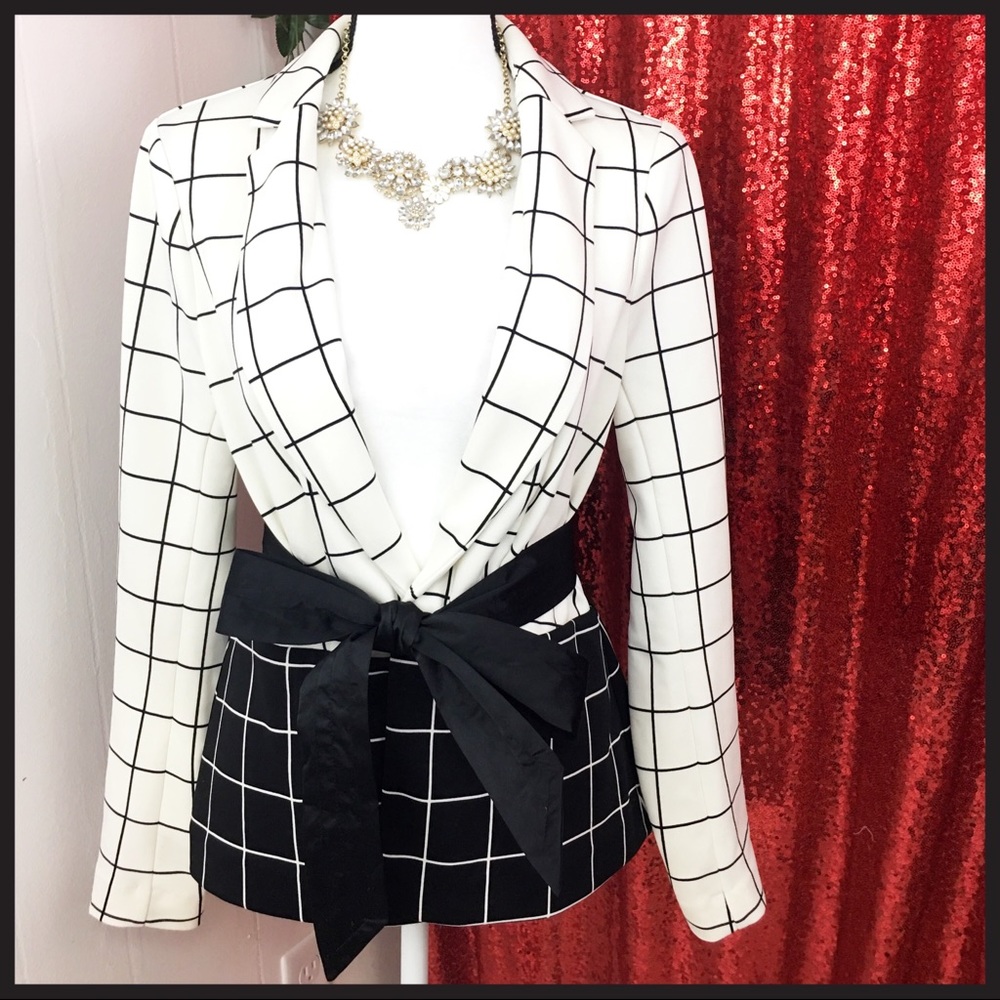 Color block square black and white medium blazer